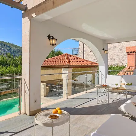 Hedera Estate, Hedera X Villa Mokošica