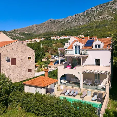 Hedera Estate, Hedera X Villa Mokošica
