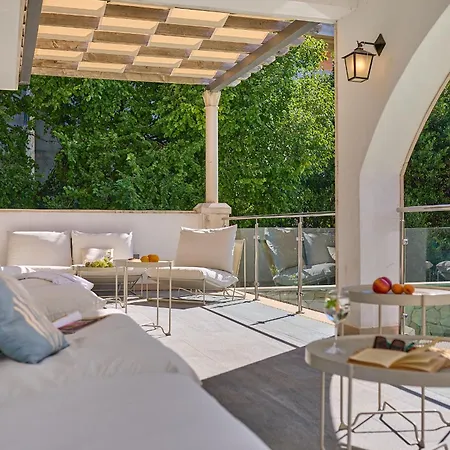 Hedera Estate, Hedera X *