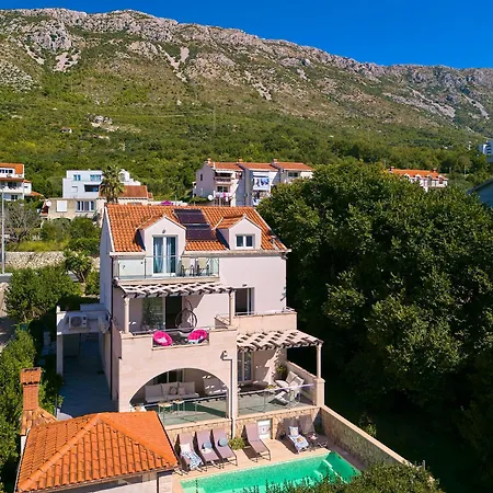 Hedera Estate, Hedera X Villa *