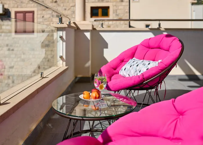 Villa Hedera Estate, Hedera X