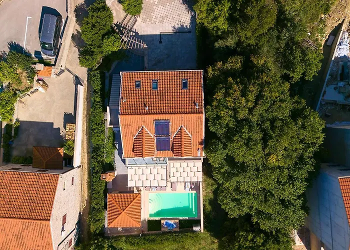 Hedera Estate, Hedera X Villa Mokošica