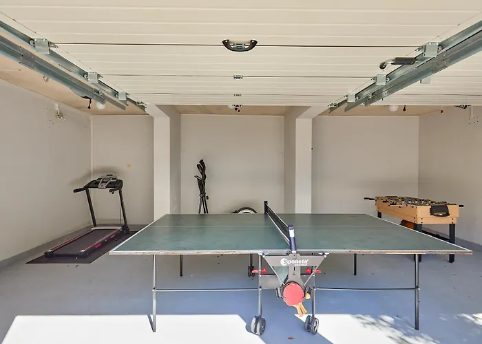 Hedera Estate, Hedera X *