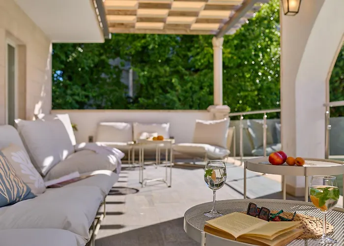 Hedera Estate, Hedera X Villa *