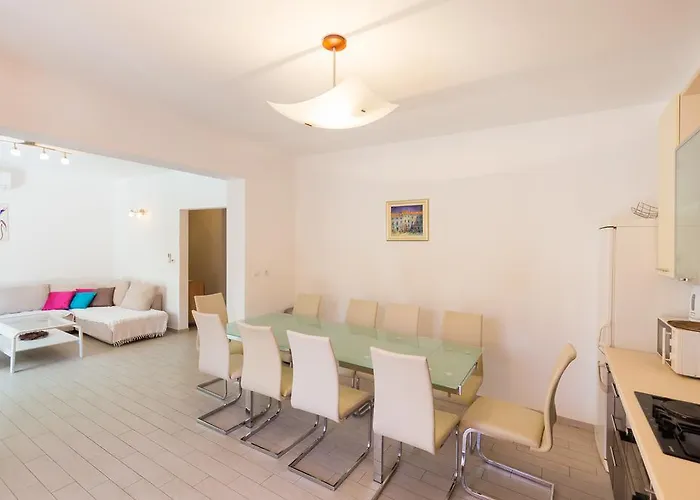 וילה Hedera Estate, Hedera X