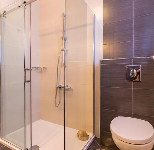 Villa Hedera Estate, Hedera X