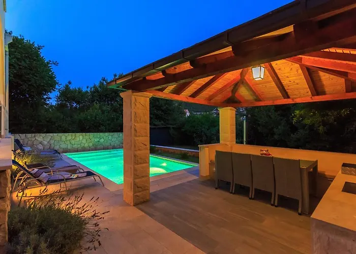 Villa Hedera Estate, Hedera X