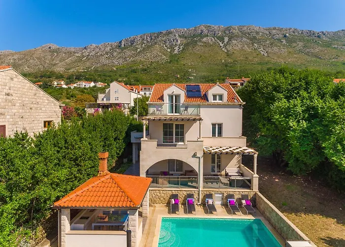 Villa Hedera Estate, Hedera X